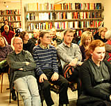 Widerstand in der Demokratie: Buchvortellung und Vortrag in der Stadtbibliothek Landeck (Tirol)