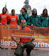 TierschützerInnen hinter Gitter? - Protestaktion am Grazer Hauptplatz!