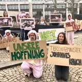 Tierschutz-Aktion vor dem Vorarlberger Landhaus 