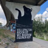 Neues Wandbild in Wien aufgetaucht: Rind ertrinkt im eigenen Kot!