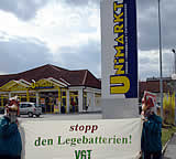 Ostern 2008: Käfig-Eier bei UNIMARKT