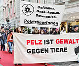 Anti-Pelz-Demo-Marsch in Graz: Ein starkes Zeichen gegen Tierquälerei für Eitelkeit und Luxus!