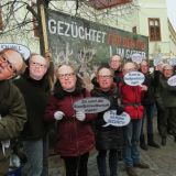 15 Mensdorff-Pouillys demonstrieren für die Gatterjagd in Eisenstadt