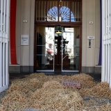 „Stroh statt Beton, Frau Köstinger“ - Strohlieferung an das Landwirtschaftsministerium