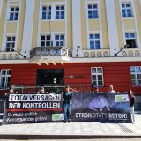 Tierschutz-Protest vor LG Klagenfurt: Diversion für Schweinequäler